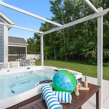 Blue Hill Cottage
